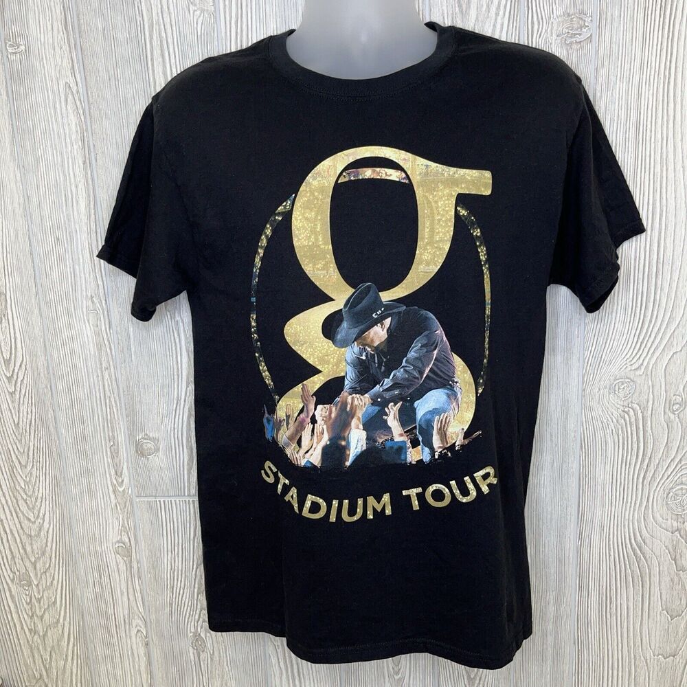 Garth Brooks Stadium Tour T-Shirt Country Music Concert Size Medium Black Hanes
